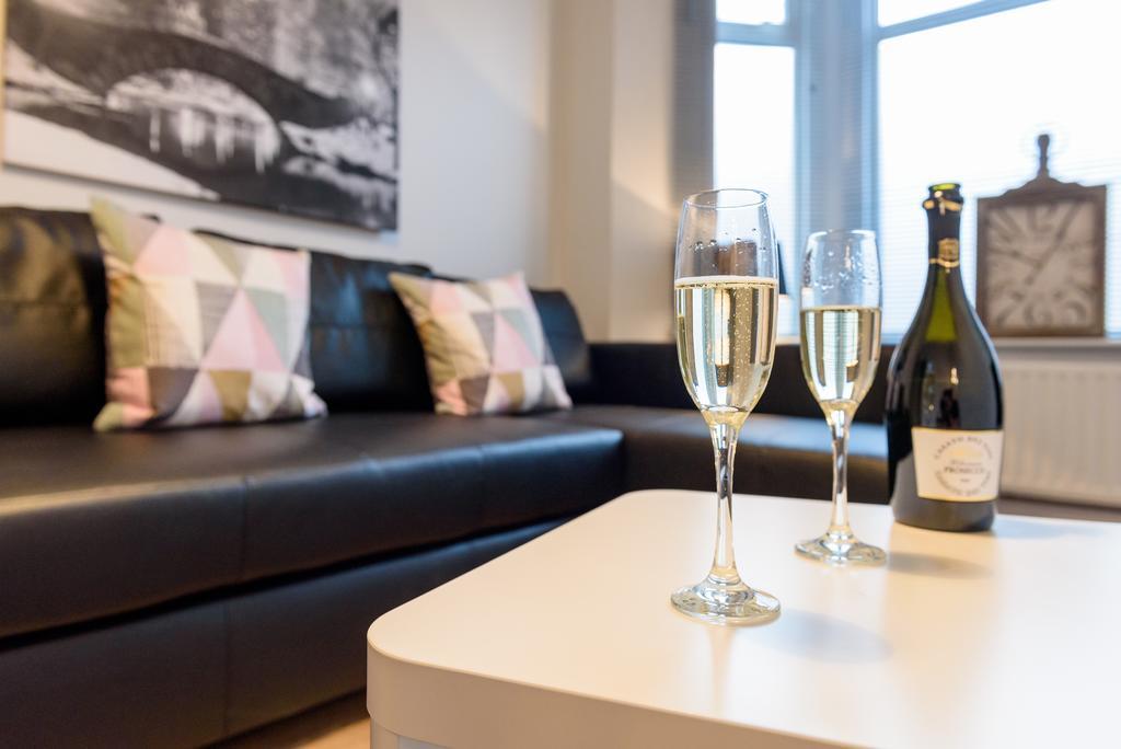 The Scarsdale Apartment ดอนคาสเตอร์ ภายนอก รูปภาพ